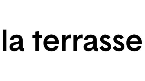 « Amok – Sois toujours mort en Eurydice » : Elizabeth Czerczuk crée un spectacle fascinant.